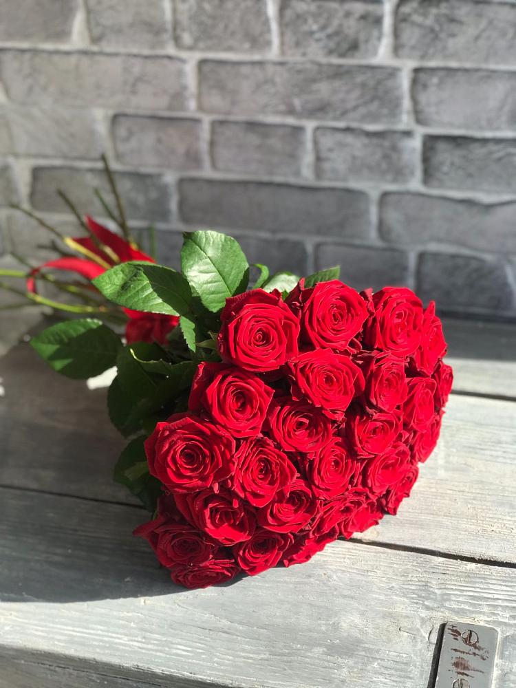 Букет Красные розы Фридом в Адыгейске