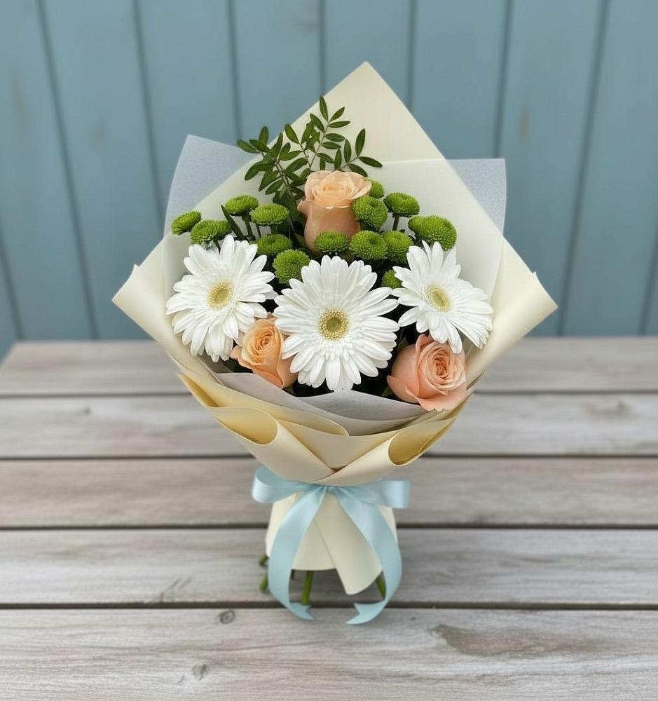 Букет цветов из: Герберы, Розы и Хризантемы в Адыгейске