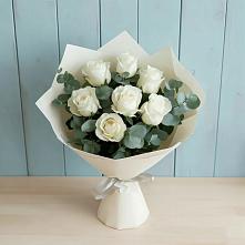 Букет Белые розы в Эвкалипте в Адыгейске
