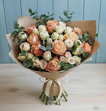 Букет цветов из:  Альстромерии и Розы в Адыгейске